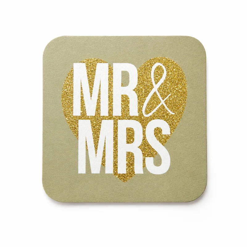 Mr & Mrs Onderzetter Vilt – Gouden Hart | Bruiloft Cadeau voor Bruidspaar