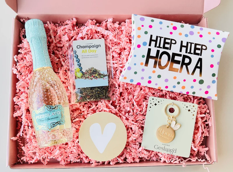 Geslaagd Cadeaubox Deluxe | Hoera Geslaagd Cadeau | Luxe Diploma Cadeau