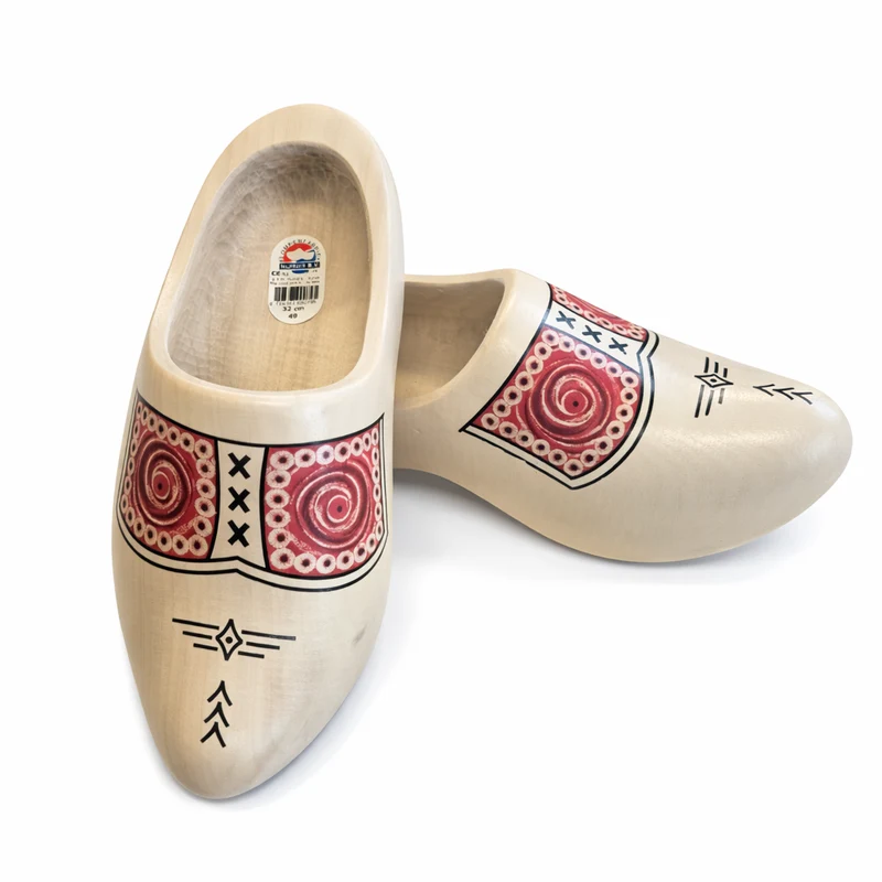 Wooden Shoes Traditional Design