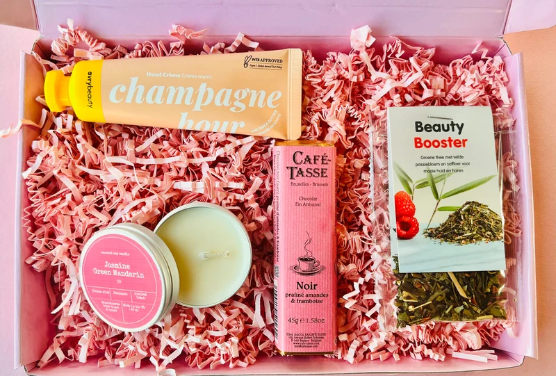 Brievenbus cadeau voor haar – Luxe verwenmoment per post 💌