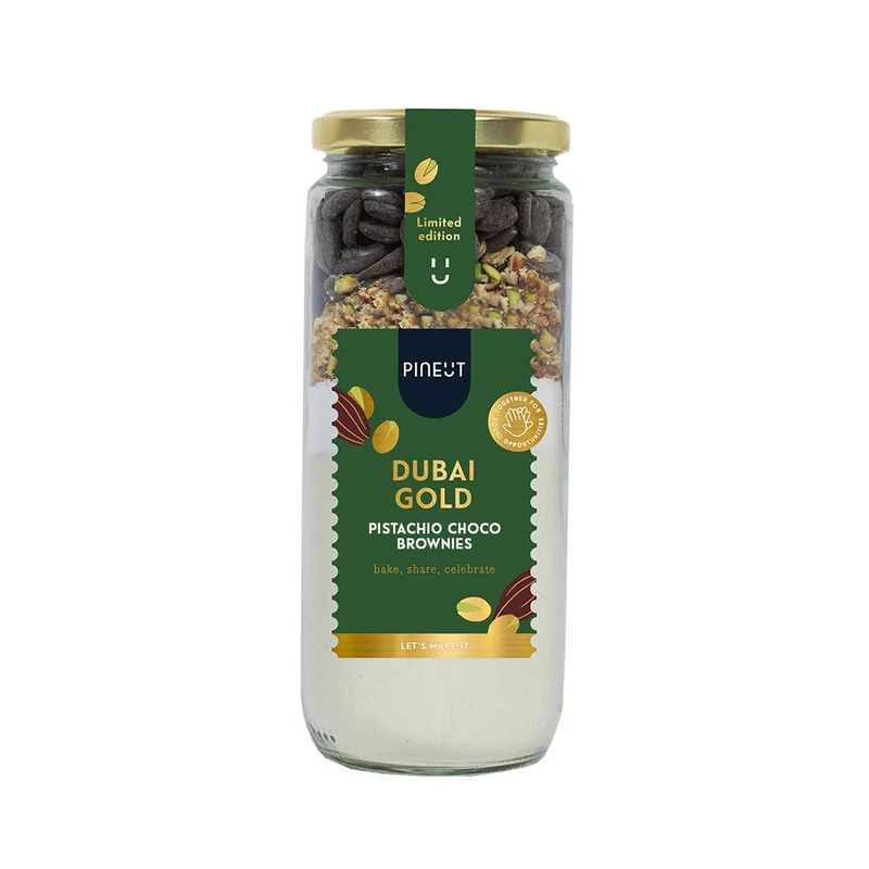 Pineut Dubai Brownie Cake – Limited Edition Luxe Brownie