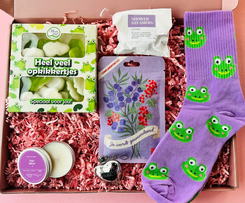 Beterschap cadeau brievenbus – wellness cadeaubox met sokken, lavendel & thee 💛