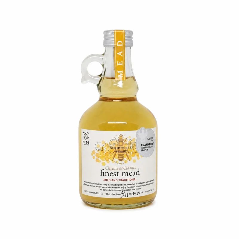 Serious Bee Distillers Clutius & Clusius Mild and Traditional | Mede