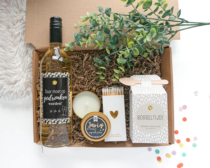 Cadeaupakket - Verjaardagsborrel Met Wijn