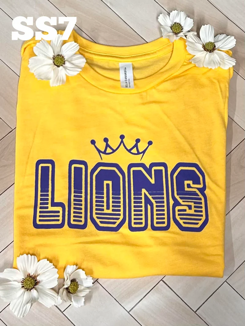 Retro Lions with Crown - Youth