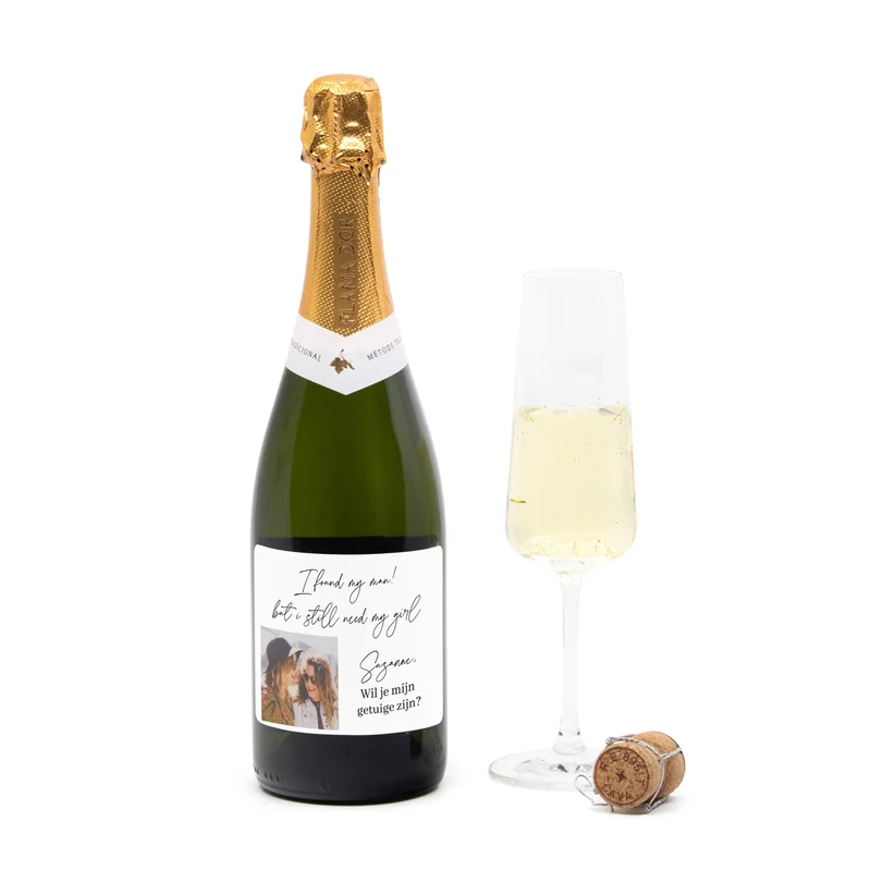 Luxe fles cava met persoonlijk etiket - Getuige