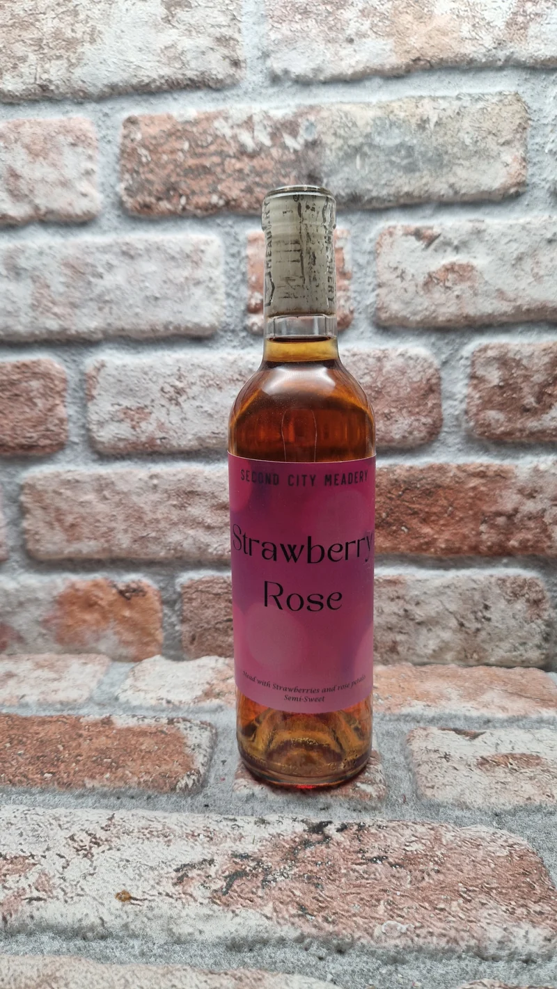Second City Meadery Strawberry Rose Medebier - 37.5 CL