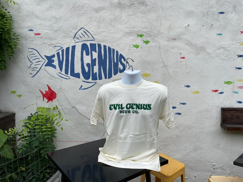 Birds Font Tee