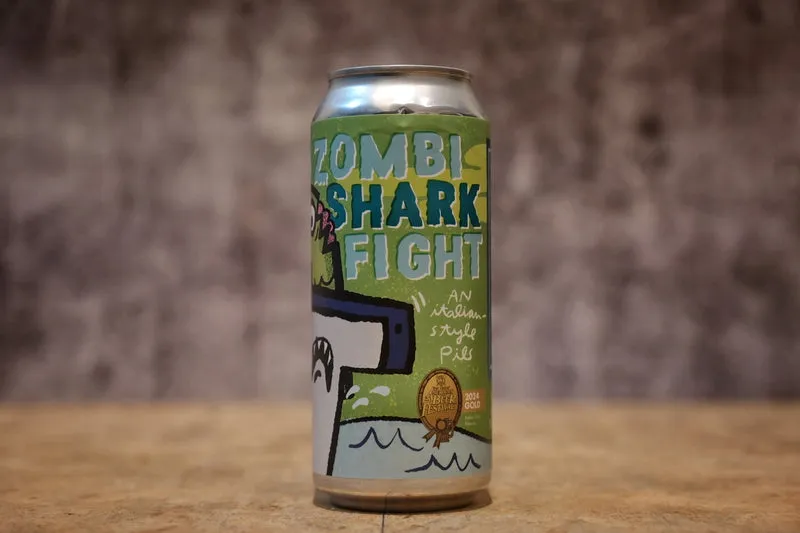 Green Cheek - Zombi Shark Fight