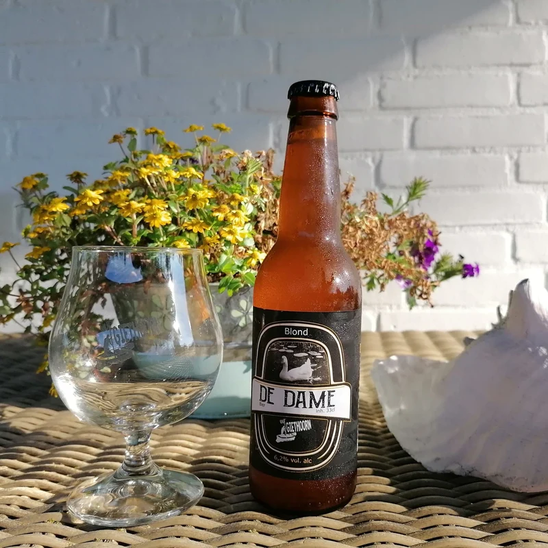 De Dame blond bier - 24 flesjes