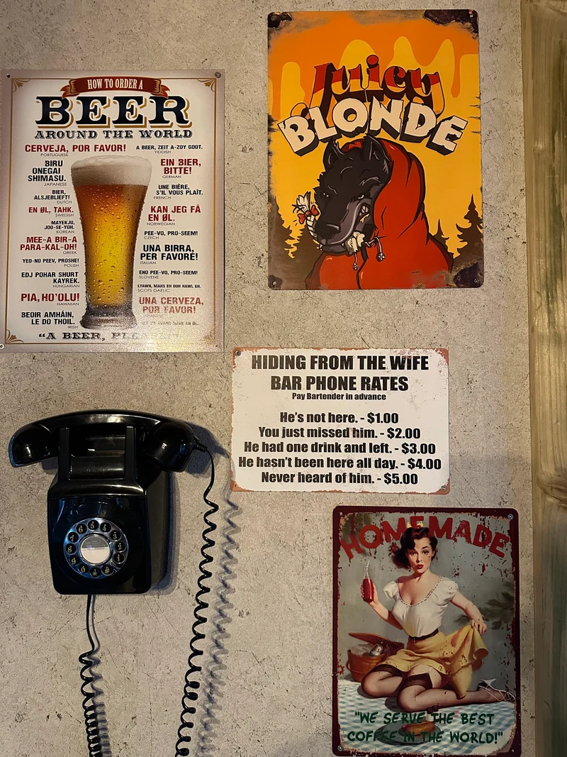 METALEN BIER BORD.