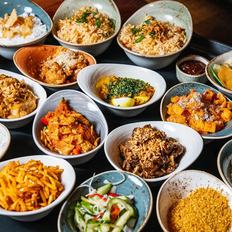 Ron Gastrobar - Rijsttafel / 4 personen
