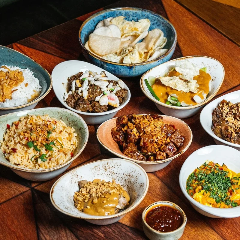 Ron Gastrobar - Rijsttafel / 2 personen