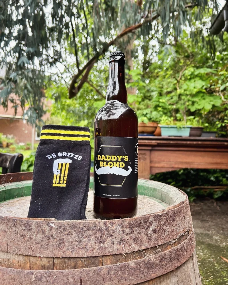 Daddy's Blond | 75cl & De Grieze sokken