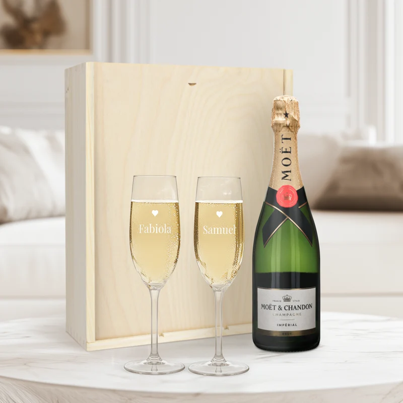 Moët & Chandon met gegraveerde glazen