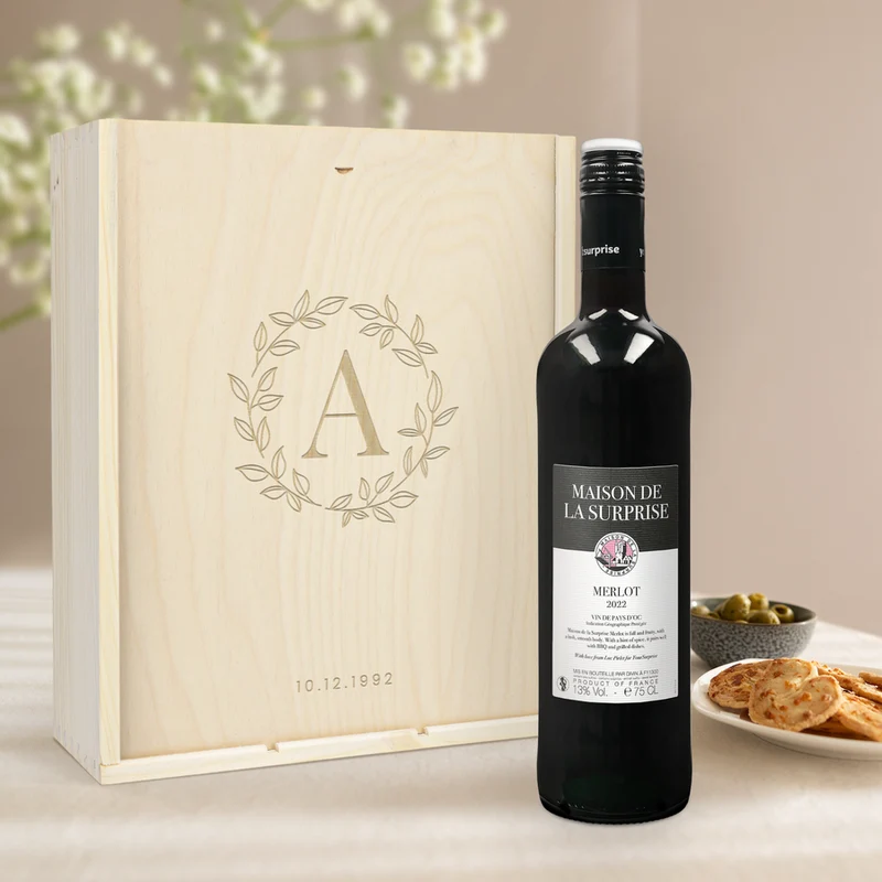 Maison de la Surprise - merlot, syrah en sauvignon - in gegraveerde kist