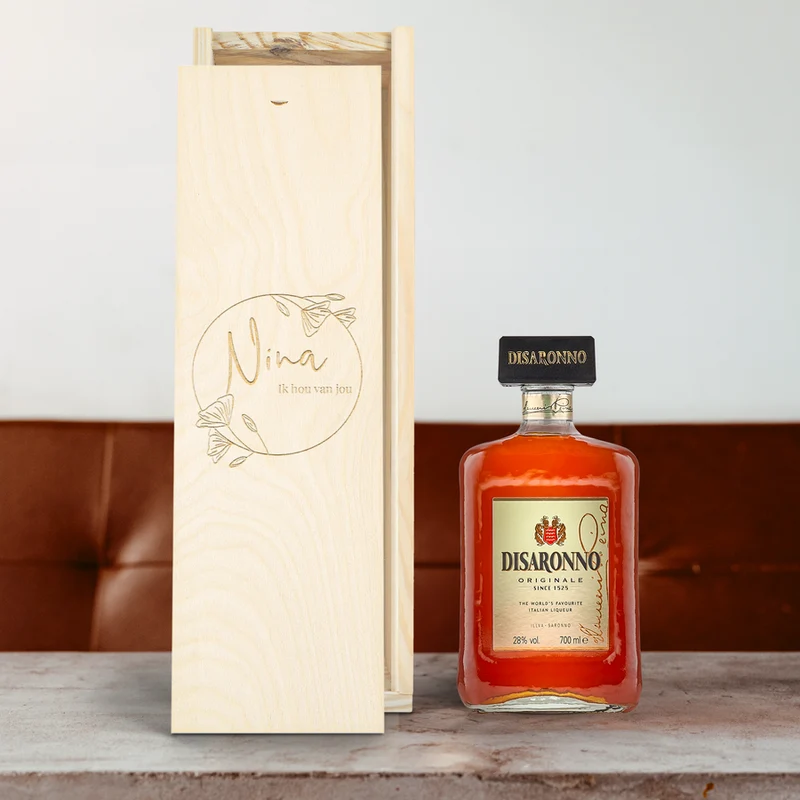 Amaretto Disaronno - in gegraveerde kist