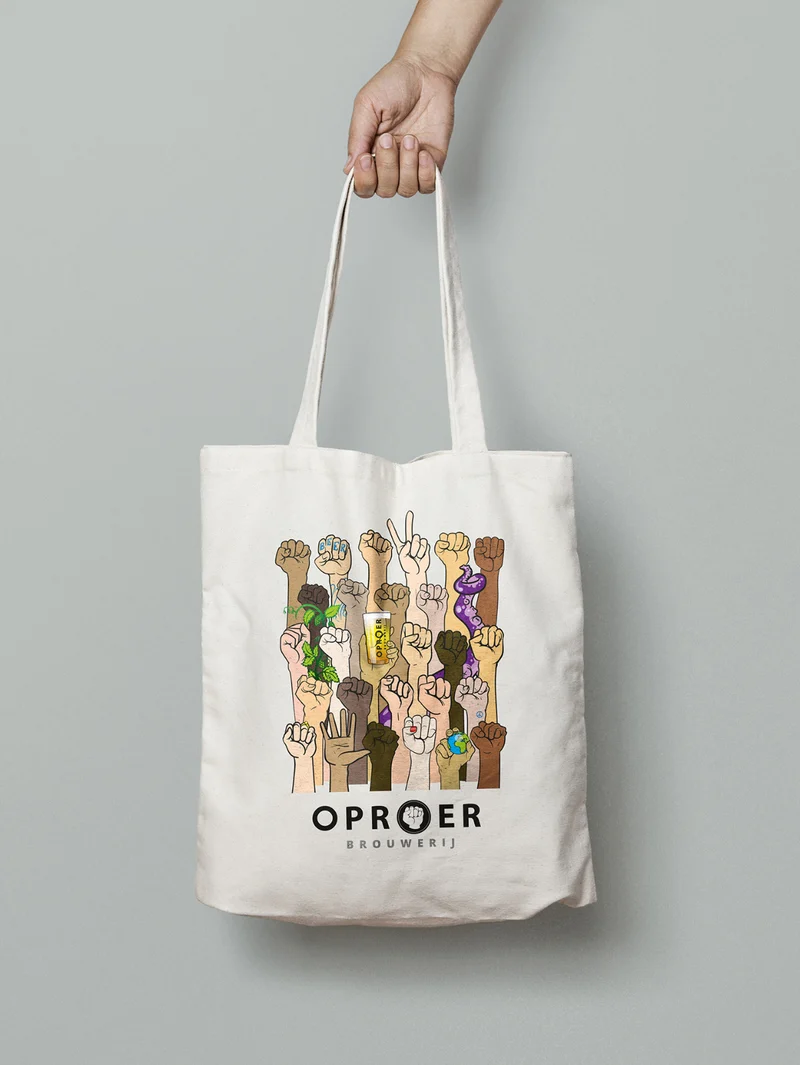 Oproer tote bag